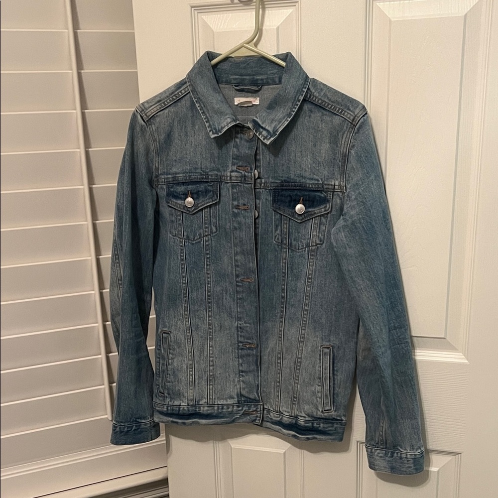 Isabel Maternity by Ingrid & Isabel Blue Jean Jacket